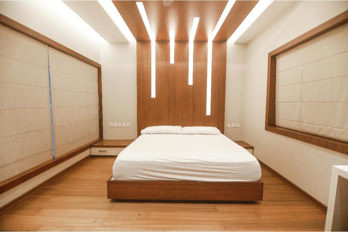 Square Villa Residency Luxury 1 Bed Room Villa With Private Pool Mukkam Bagian luar foto