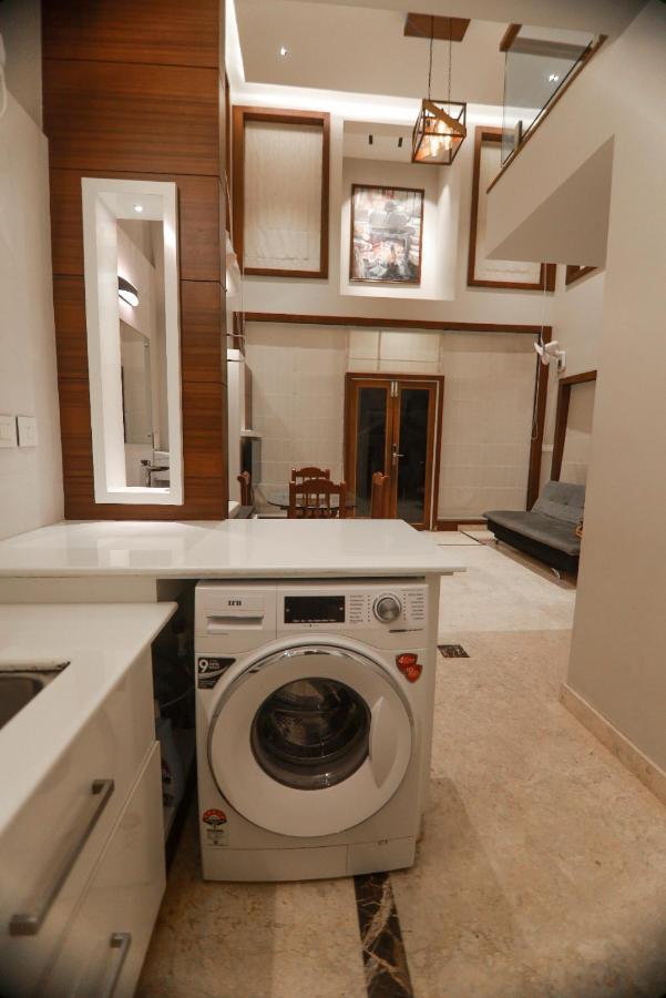 Square Villa Residency Luxury 1 Bed Room Villa With Private Pool Mukkam Bagian luar foto